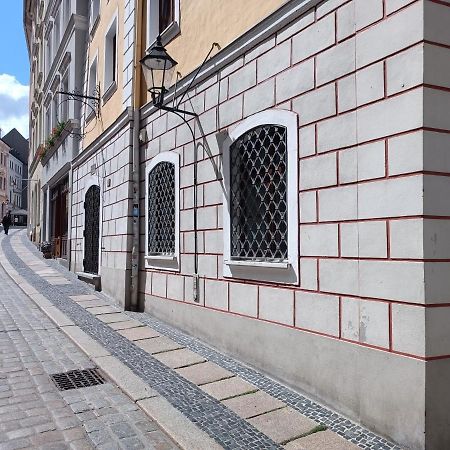 Filmap- Charmante Kreuzgewoelbe-Whg Im Herzen Der Altstadt-Ideal Fuer Paare & Geschaeftsreisende Görlitz Dış mekan fotoğraf