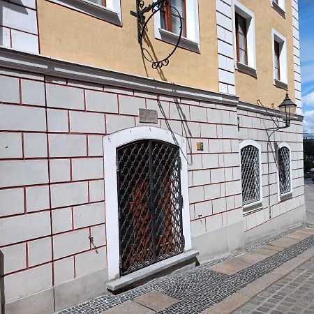 Filmap- Charmante Kreuzgewoelbe-Whg Im Herzen Der Altstadt-Ideal Fuer Paare & Geschaeftsreisende Görlitz Dış mekan fotoğraf