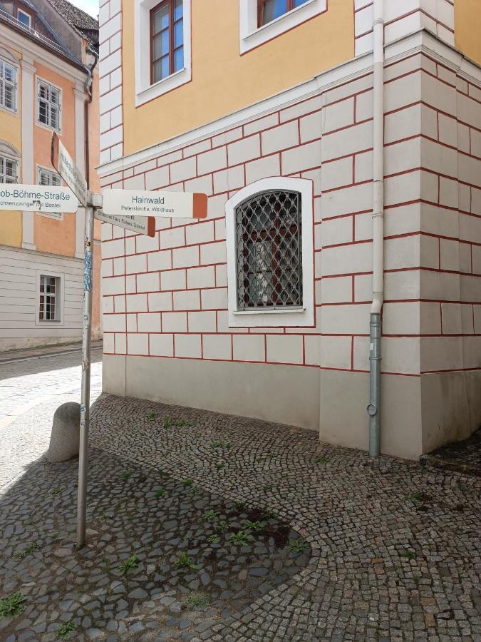 Filmap- Charmante Kreuzgewoelbe-Whg Im Herzen Der Altstadt-Ideal Fuer Paare & Geschaeftsreisende Görlitz Dış mekan fotoğraf